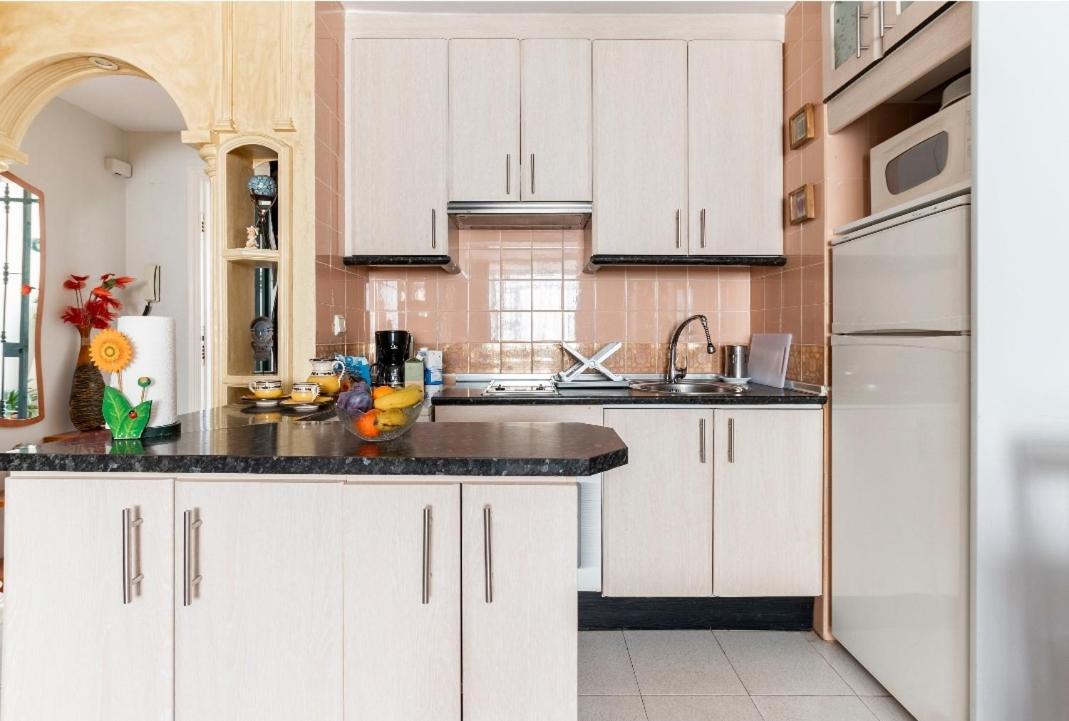 Apartamento Oasis Torremolinos Dış mekan fotoğraf