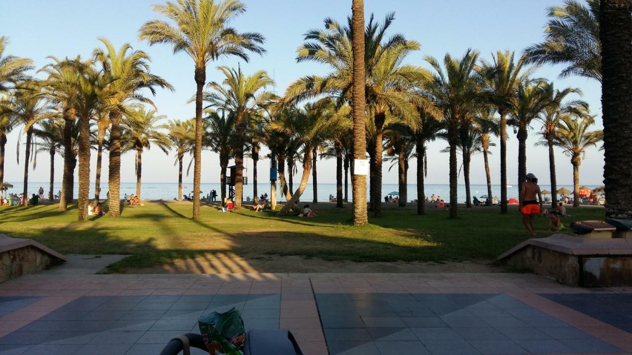 Apartamento Oasis Torremolinos Dış mekan fotoğraf